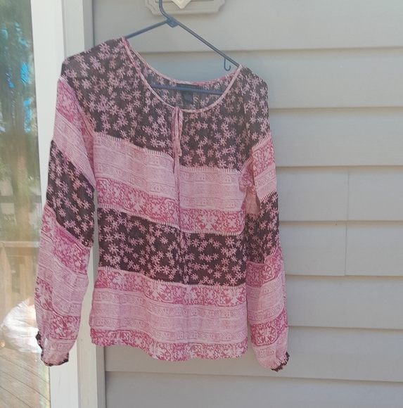 The Limited Womens M Pink and Black 100% SILK  Patterned Blouse Long Sleeve EUC - Picture 1 of 3